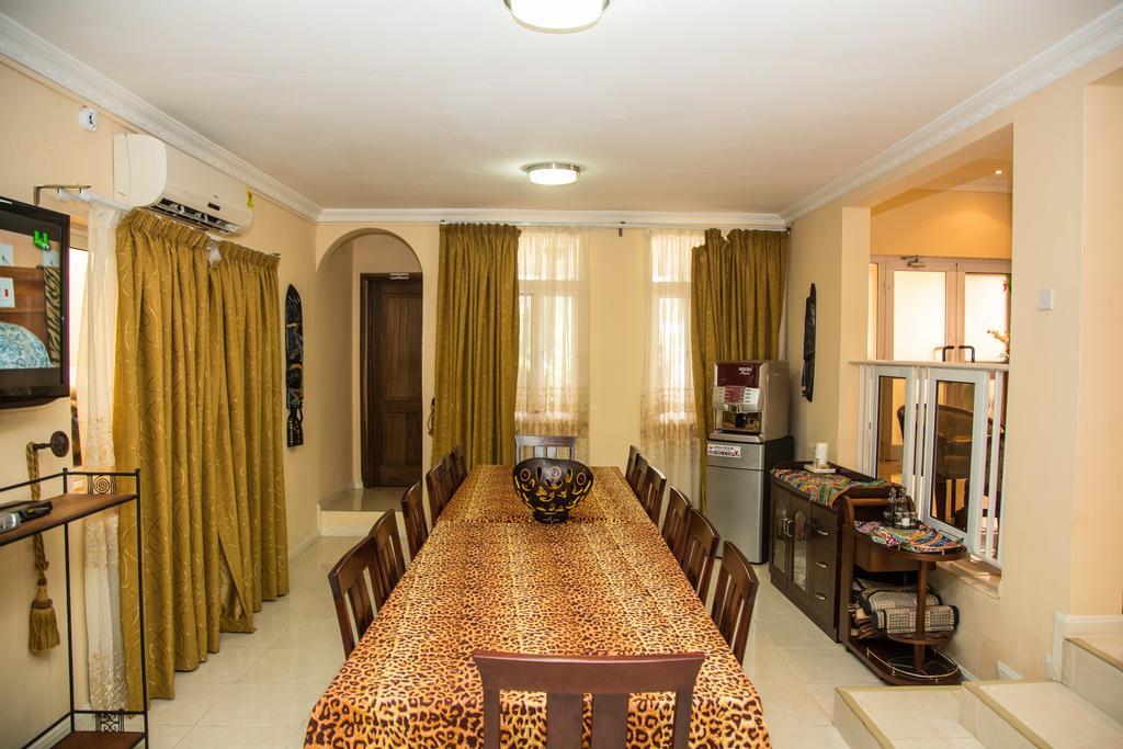 Alma House Hotel Accra Exterior photo